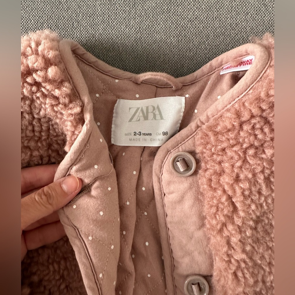 Zara girls size 2-3 pink shearling coat - Picture 3 of 3